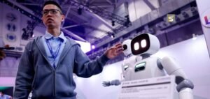 Read more about the article Foxconn Beats Forecasts, Posts 35% Profit Jump On AI Server Growth